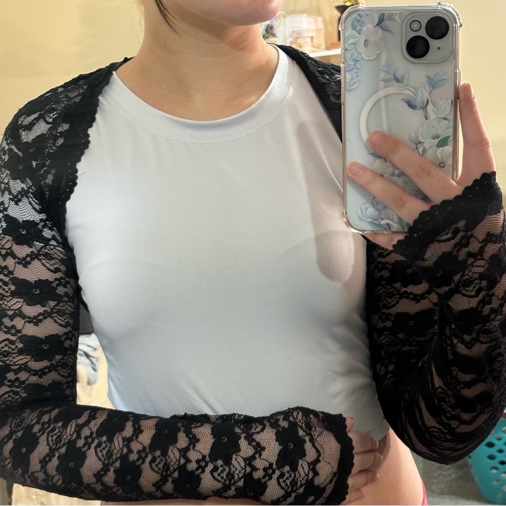 Black floral lace shawl